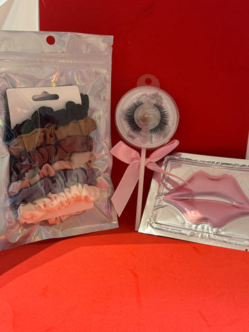 2025 Holiday Gift Ideas- Lash, hair and lip trio $15 reg $27 plus HST